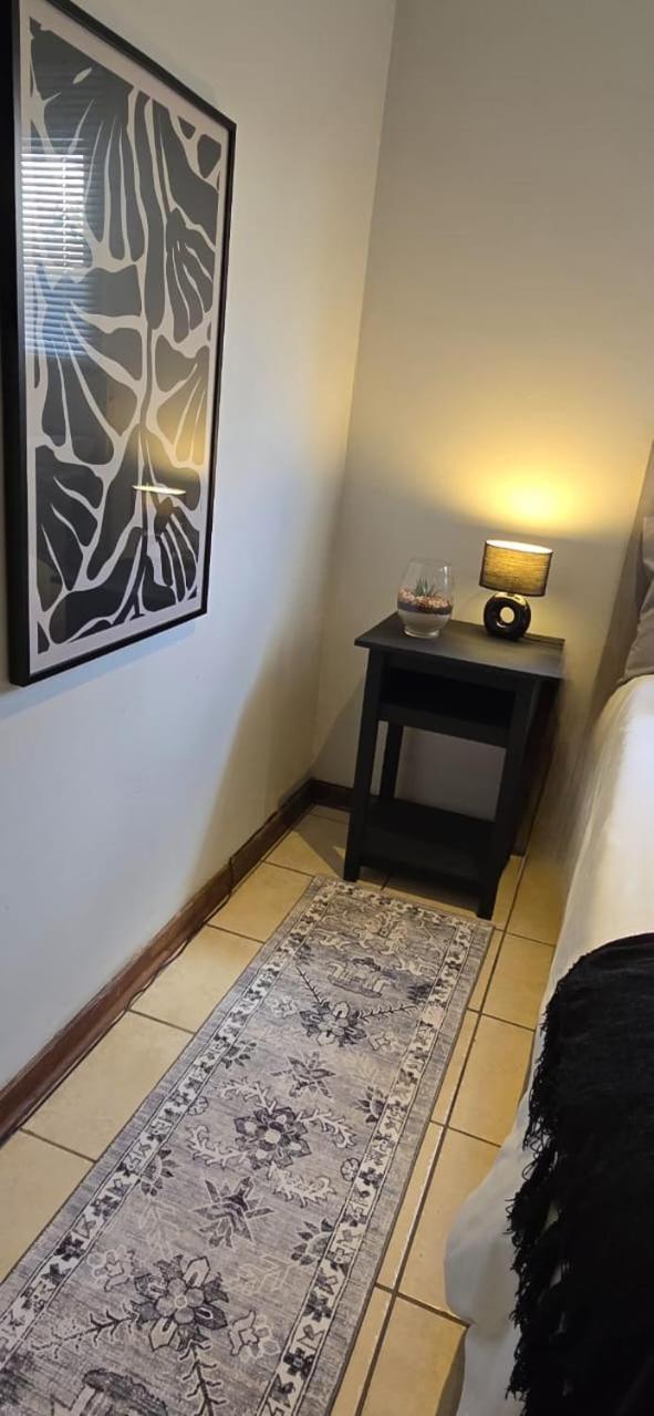 The Lantern Guesthouse Bloemfontein Exterior foto